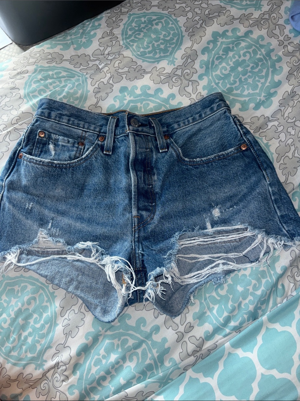 Levi’s shorts